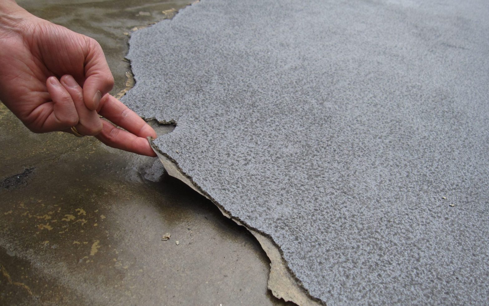 What happens if you don't prime before waterproofing?
